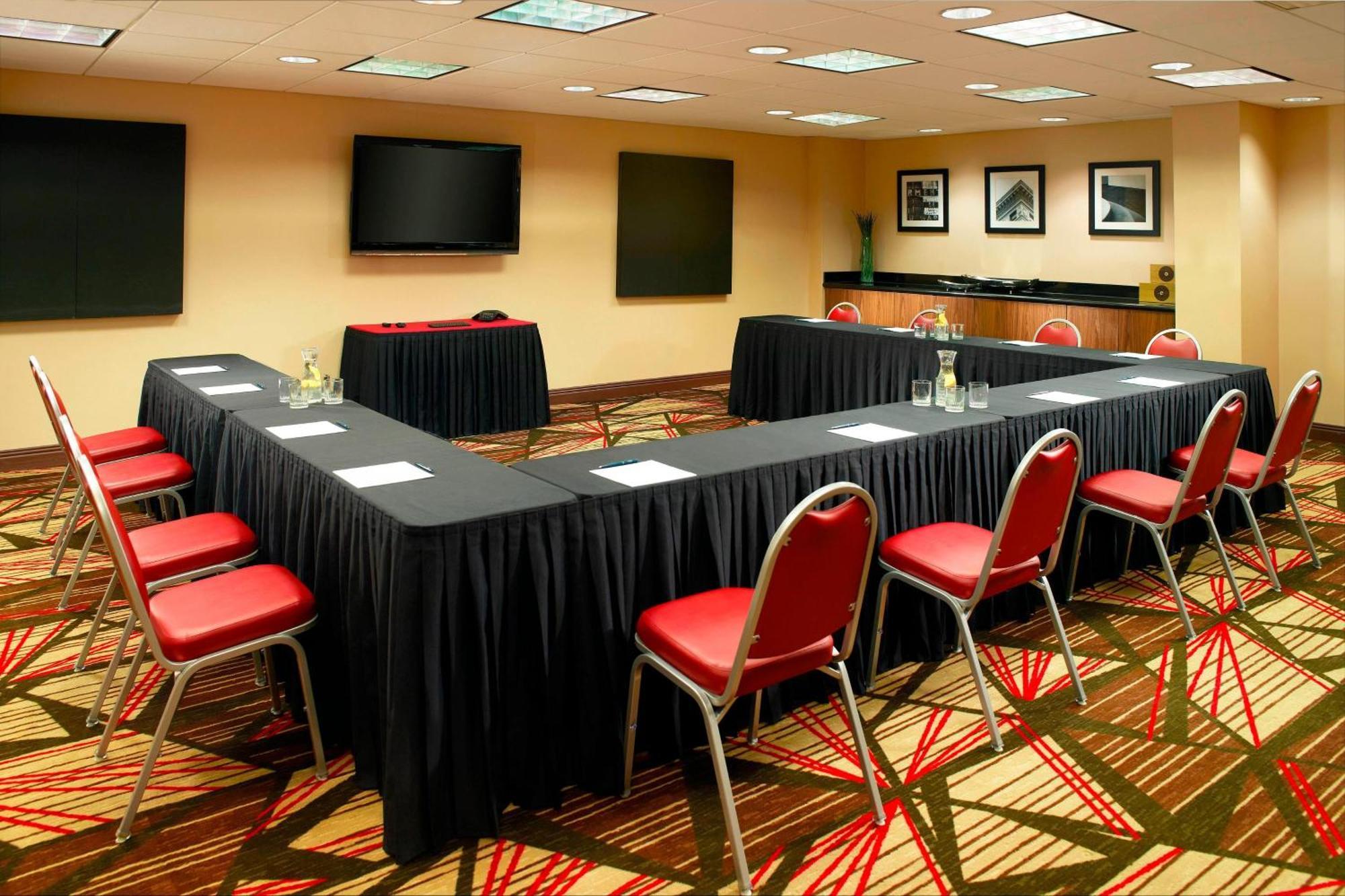 Four Points By Sheraton Nashville Airport Bagian luar foto