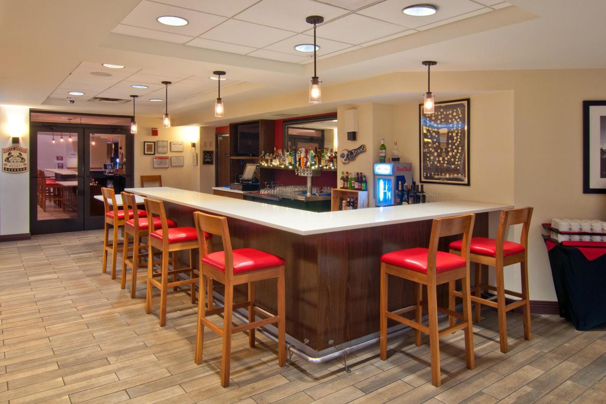 Four Points By Sheraton Nashville Airport Bagian luar foto